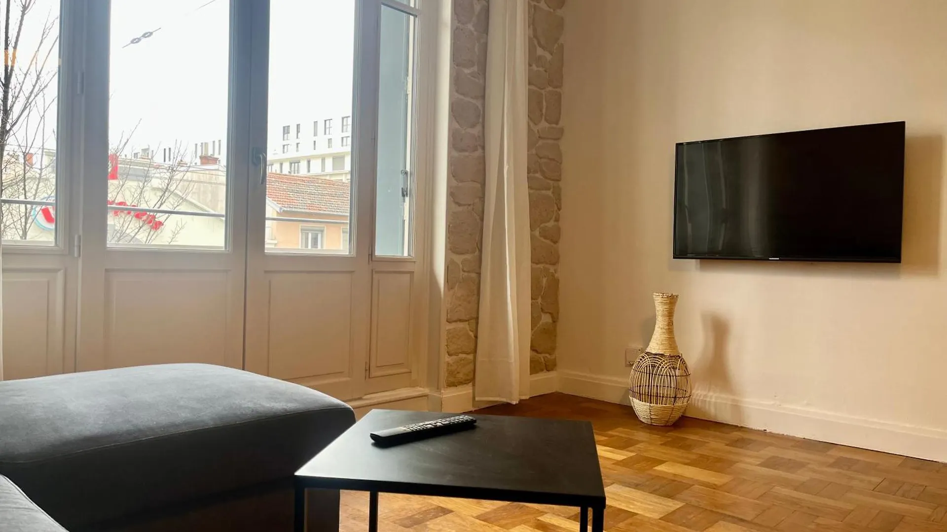 Apartment Suite Corneille Lyon France