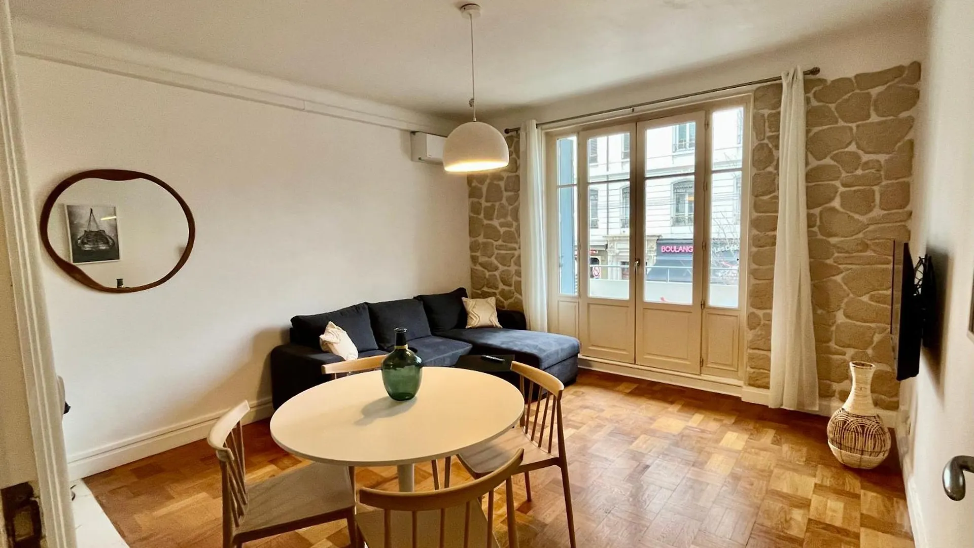 Suite Corneille Lyon France