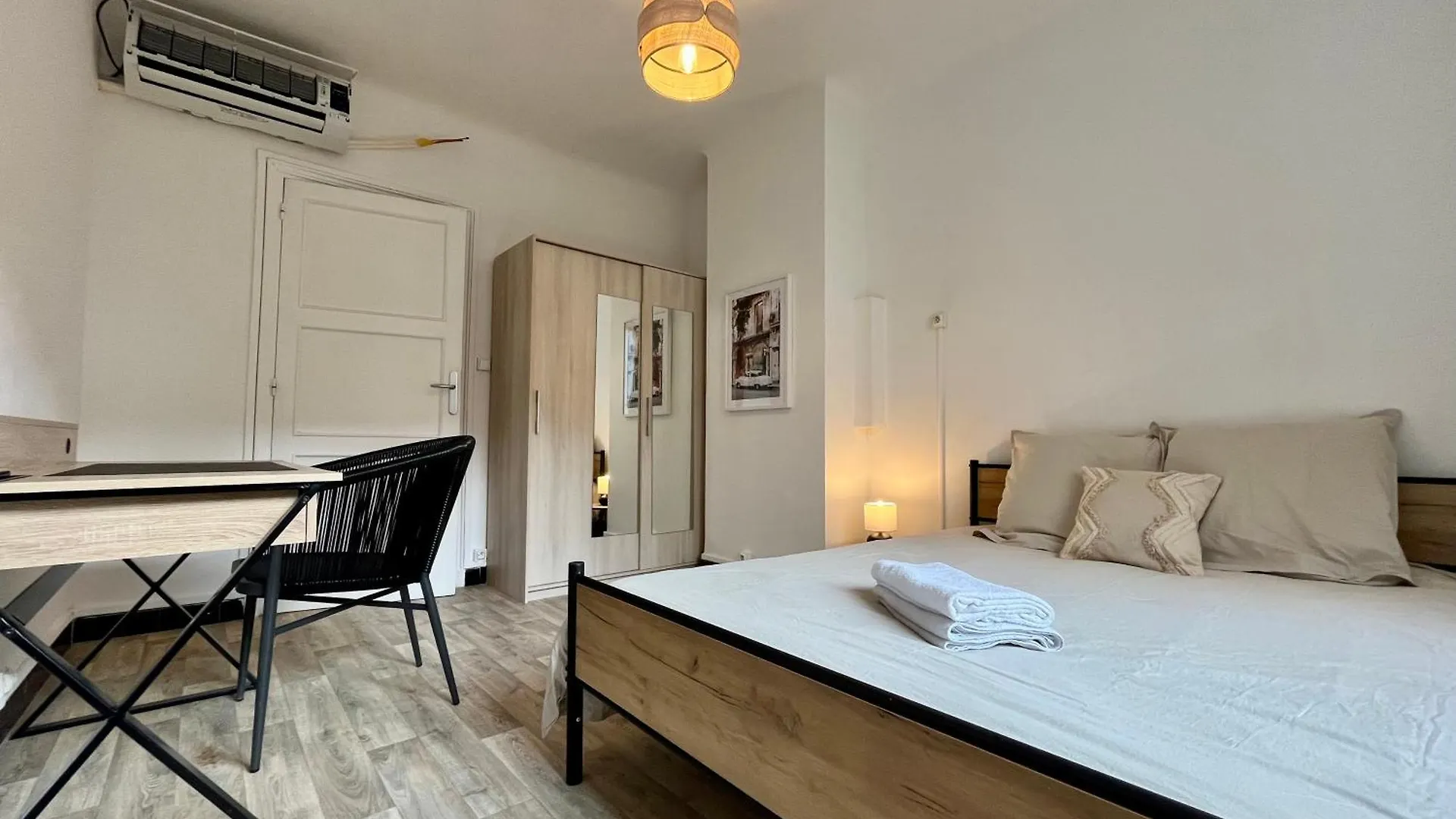Suite Corneille Lyon Apartment